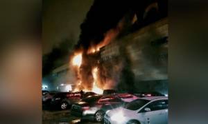 Ρωσία: Μεγάλη φωτιά σε εμπορικό κέντρο στη Μόσχα (video)