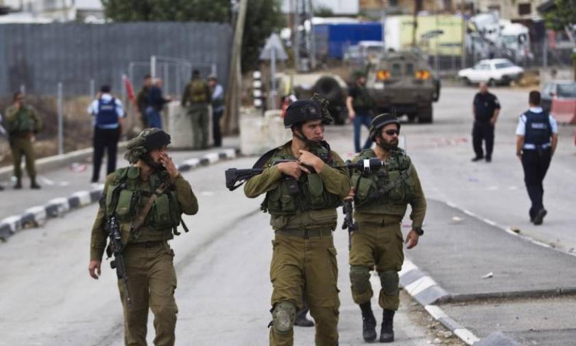 Ισραηλινοί στρατιώτες σκότωσαν Παλαιστίνιο που αποπειράθηκε να πέσει πάνω τους με αυτοκίνητο