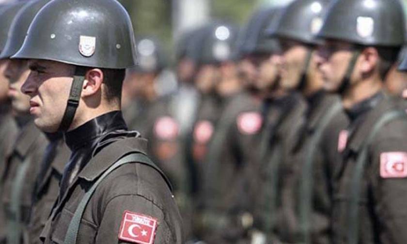 Άρον άρον Τούρκοι στρατιωτικοί ζητούν άσυλο στην Γερμανία
