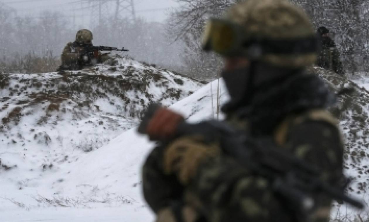 Μύρισε αίμα ξανά στην ανατολική Ουκρανία: Πέντε στρατιώτες νεκροί