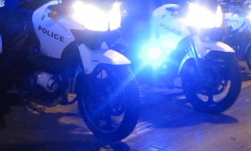 Συναγερμός στο κέντρο της Αθήνας λόγω «ύποπτου» οχήματος