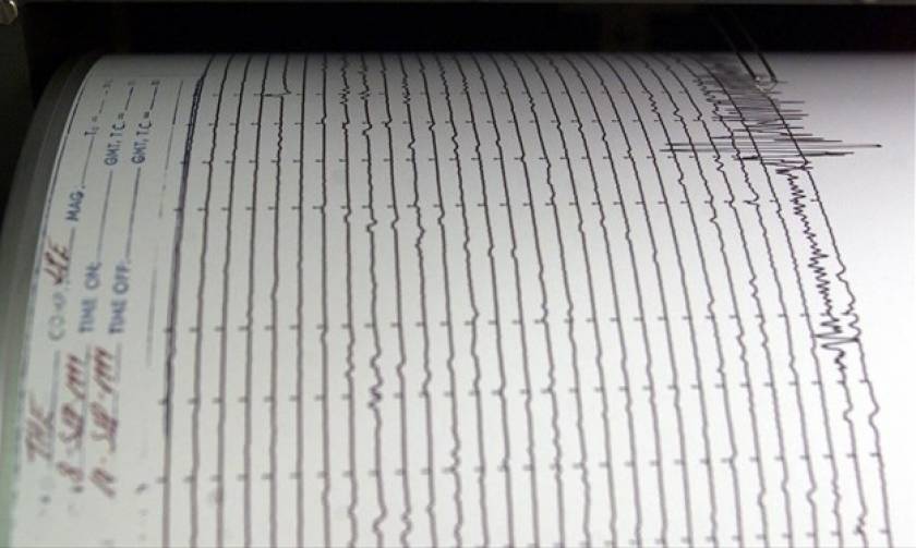 Σεισμός: Ταρακουνήθηκε η Σαντορίνη