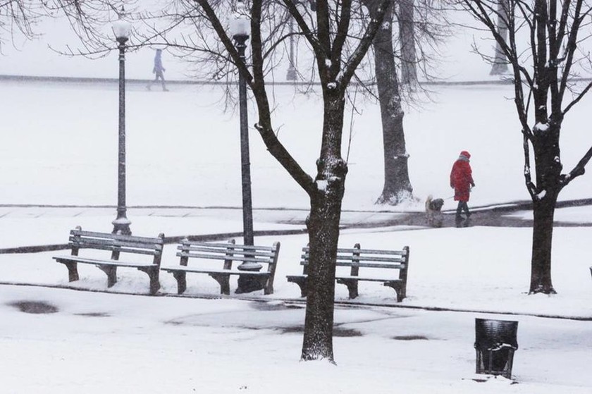 Χιονοθύελλα σαρώνει τις ΗΠΑ: Έκλεισαν σχολεία - Ακυρώνονται πτήσεις (pics)