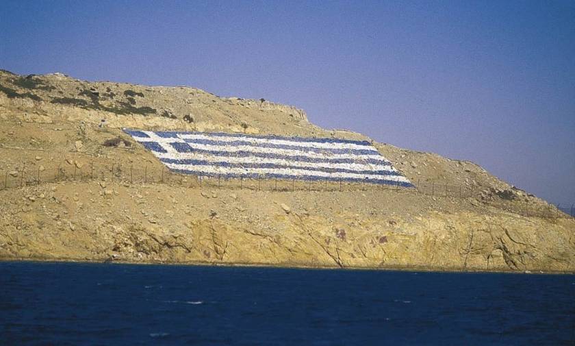 Εσχάτη προδοσία: Έλληνες αξιωματικοί ζήτησαν να καεί η ελληνική σημαία των Ιμίων!