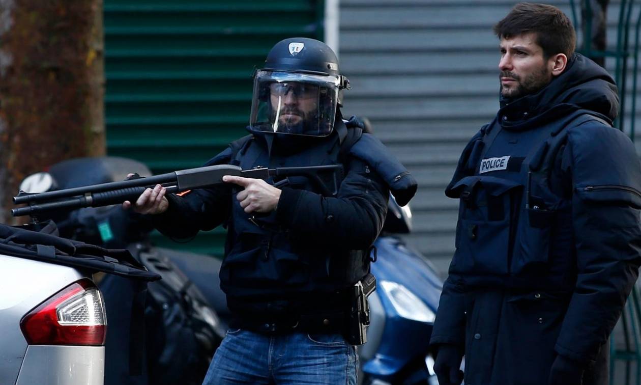 Συναγερμός στη Γαλλία: Απετράπη τρομοκρατική επίθεση – Τέσσερις τζιχαντιστές κατασκεύαζαν βόμβες