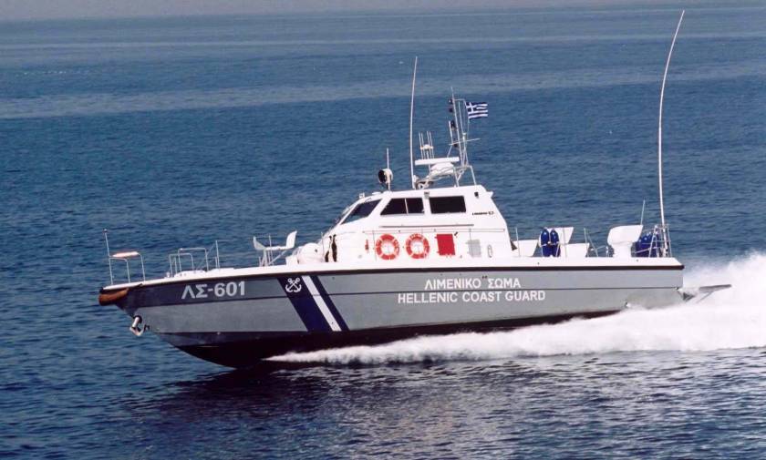 Κρήτη: Συναγερμός για ακυβέρνητο σκάφος με οκτώ επιβαίνοντες