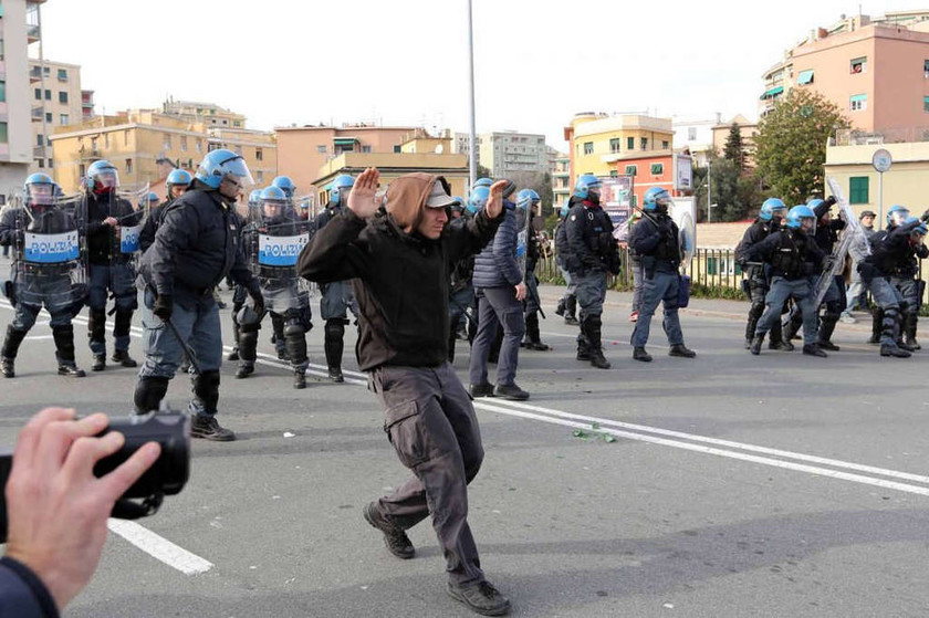 Ιταλία: Βίαιες συγκρούσεις μεταξύ διαδηλωτών και αστυνομίας (pics)