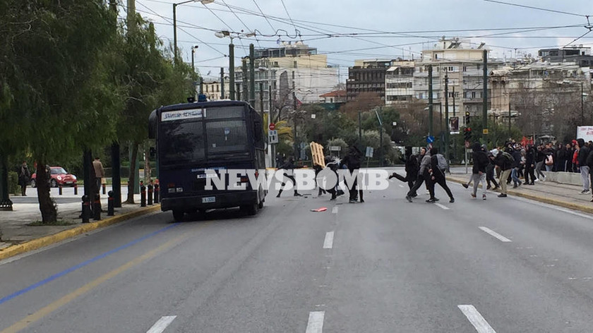 ΕΚΤΑΚΤΟ: Ένταση στο κέντρο της Αθήνας