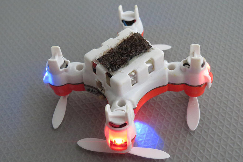  Το πρώτο drone που αναλαμβάνει ρόλο… μέλισσας!