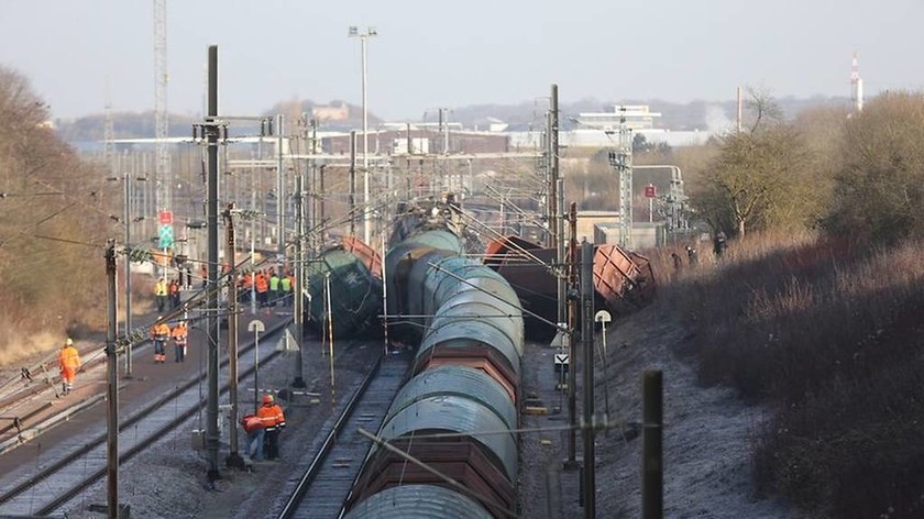 Σύγκρουση τρένων στο Λουξεμβούργο (pics)