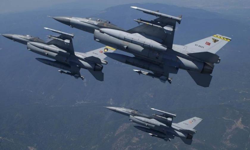 «Φωτιά» στο Αιγαίο: Τουρκικά μαχητικά και κατασκοπευτικά αεροπλάνα πάνω από ελληνικά νησιά