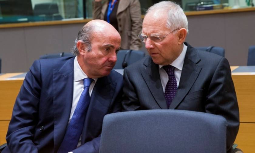 Όλα τα σφάζουν όλα τα μαχαιρώνουν οι δανειστές - Τα 12 «αγκάθια» του ερχόμενου Eurogroup