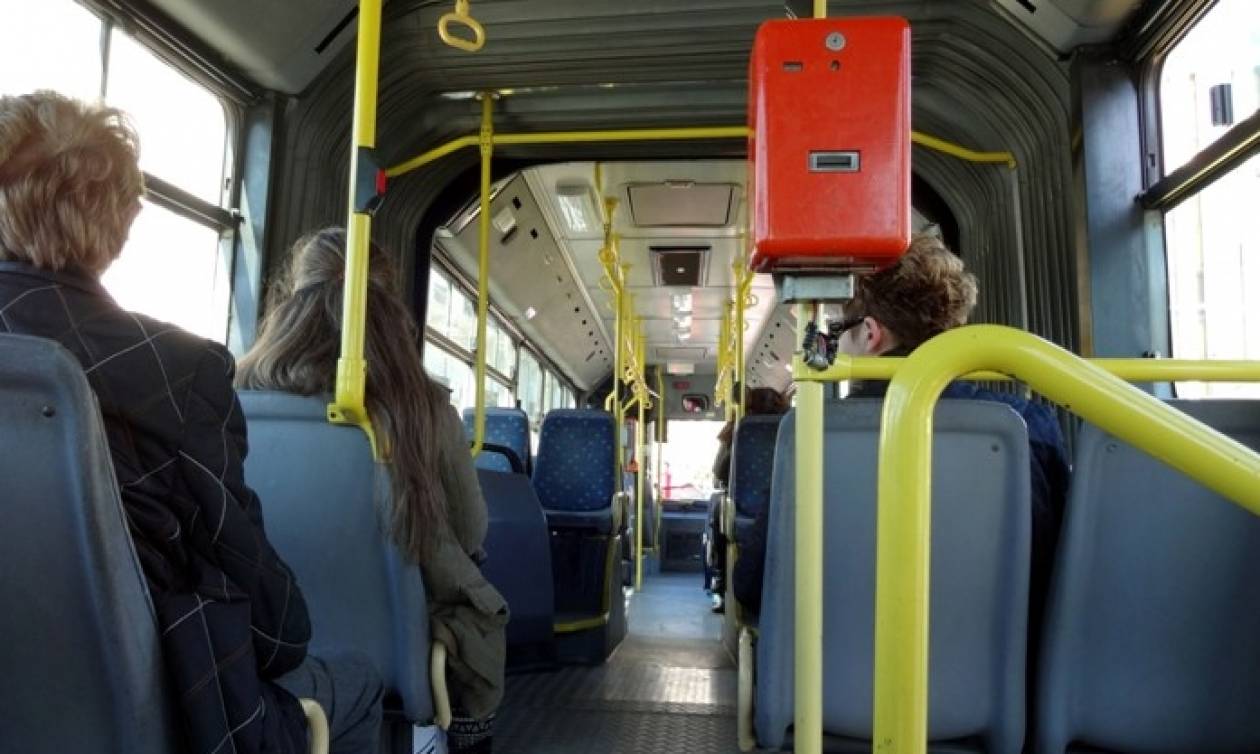 Χαμός στη Μεσογείων: Ποδηλάτης δείχνει τα γεννητικά του όργανα σε οδηγό λεωφορείου (vid)