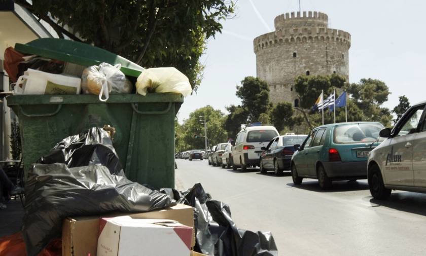 «Πνίγεται» από τα σκουπίδια η Θεσσαλονίκη - Σε απόγνωση οι κάτοικοι