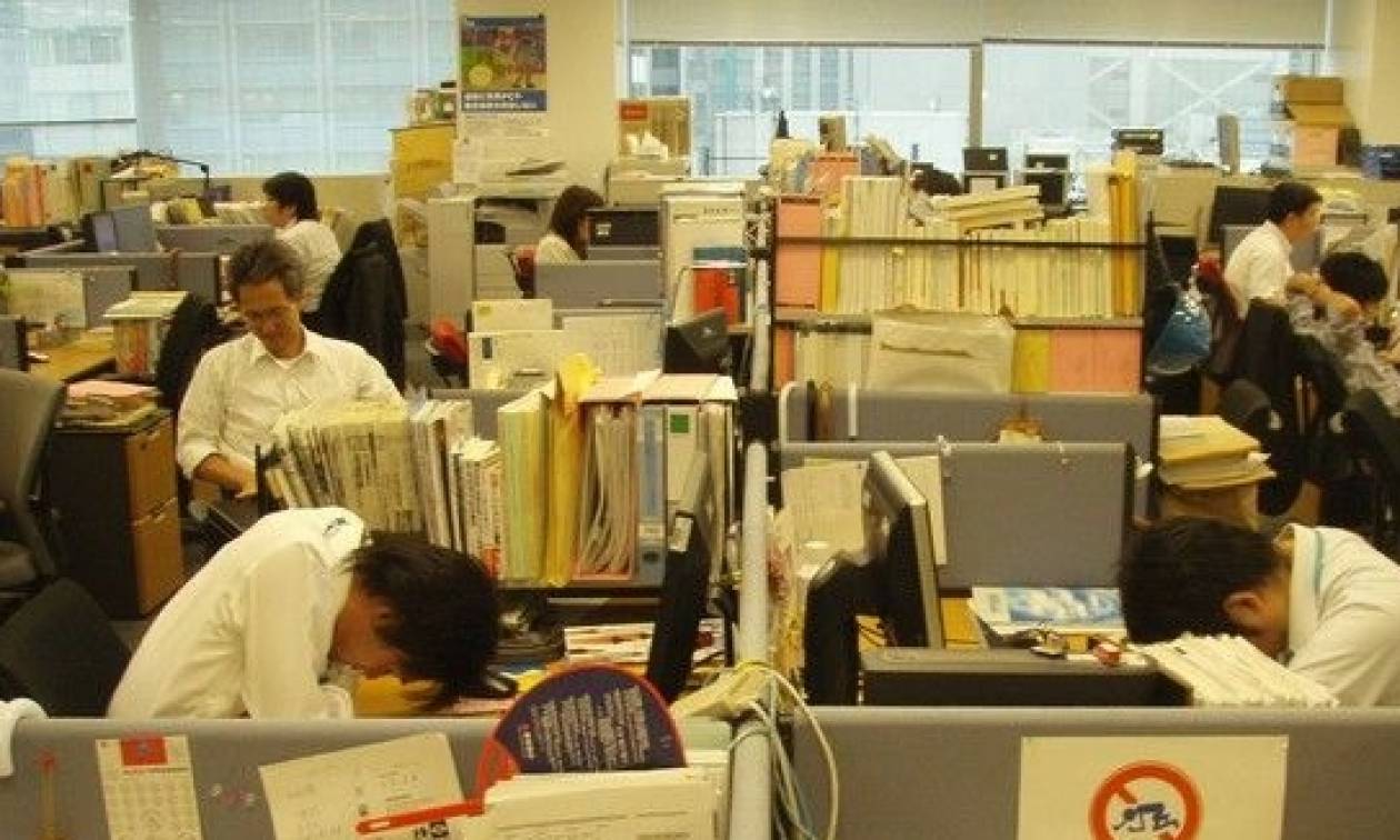 Γιατί οι Ιάπωνες την τελευταία Παρασκευή κάθε μήνα θα φεύγουν νωρίτερα από τη δουλειά τους