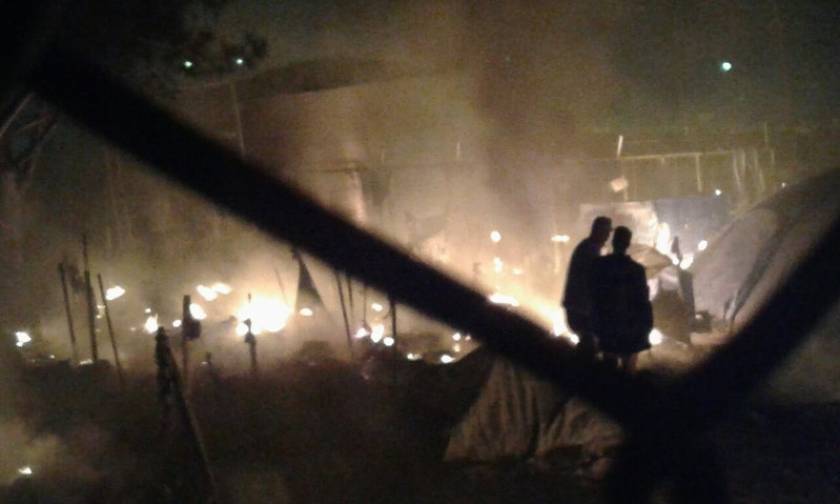 Πυρκαγιά στο hot spot της Μόριας – Κάηκαν δυο σκηνές προσφύγων