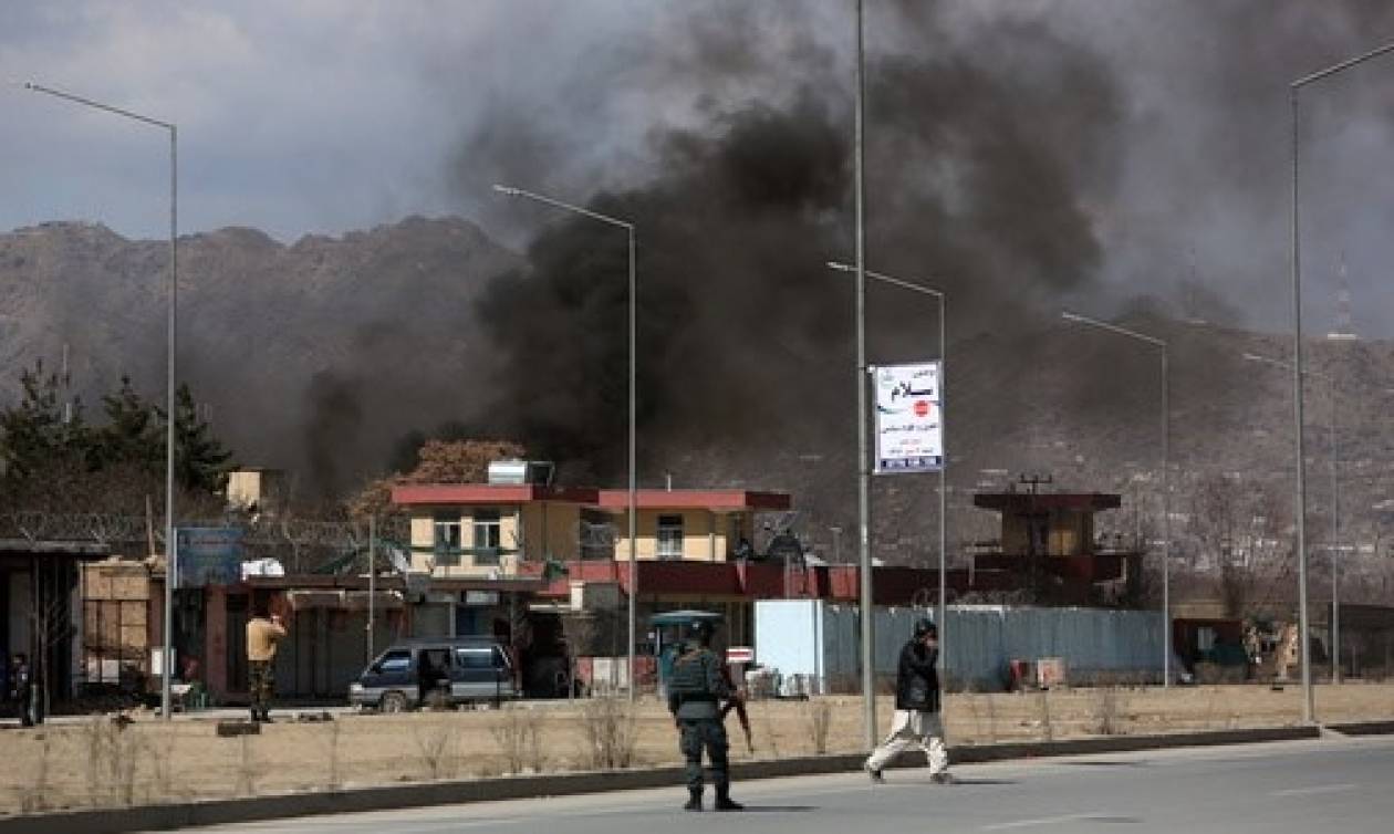 Αφγανιστάν: Τουλάχιστον 16 νεκροί και εκατοντάδες τραυματίες από διπλή επίθεση αυτοκτονίας