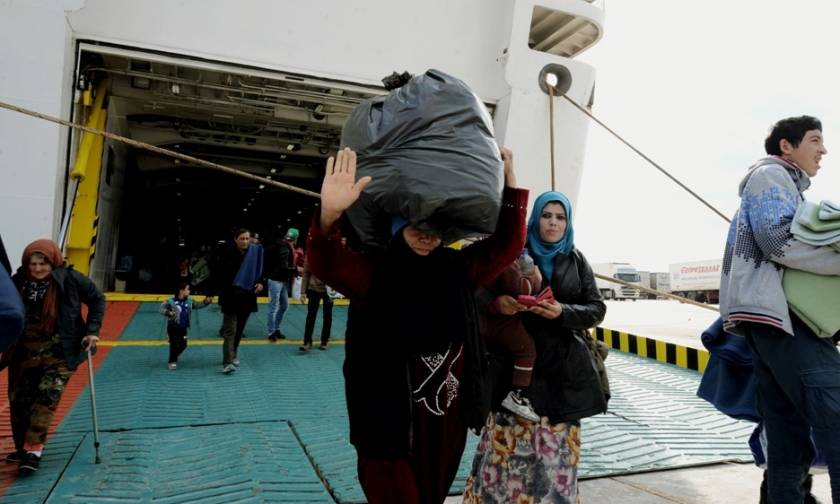 Εβδομήντα ένας πρόσφυγες έφτασαν στη Σάμο - Συνελήφθη ο Τούρκος διακινητής