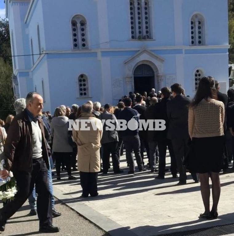 Τροχαίο Πόρσε: Θρήνος στην κηδεία του Ανδρέα Γεωργακόπουλου