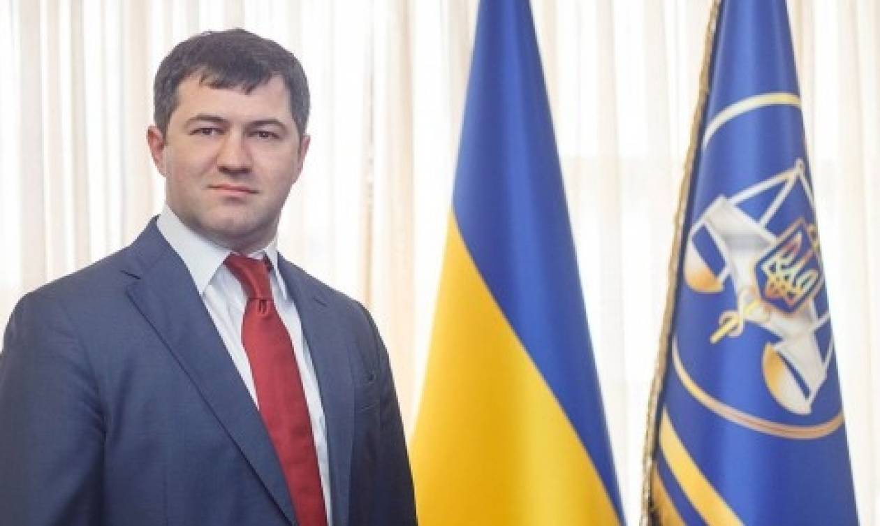 Σκάνδαλο στην Ουκρανία: Ο επικεφαλής της εφορίας κατηγορείται για κατάχρηση 70 εκατ. ευρώ!