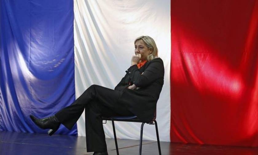 Γαλλία: Καταποντίζονται τα ποσοστά της Μαρίν Λεπέν