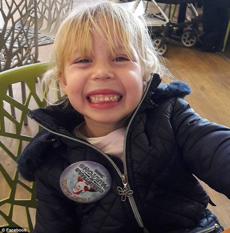 Σοκ: Χαροπαλεύει 4χρονη - Τη «ρούφηξε» το τζακούζι (pics)