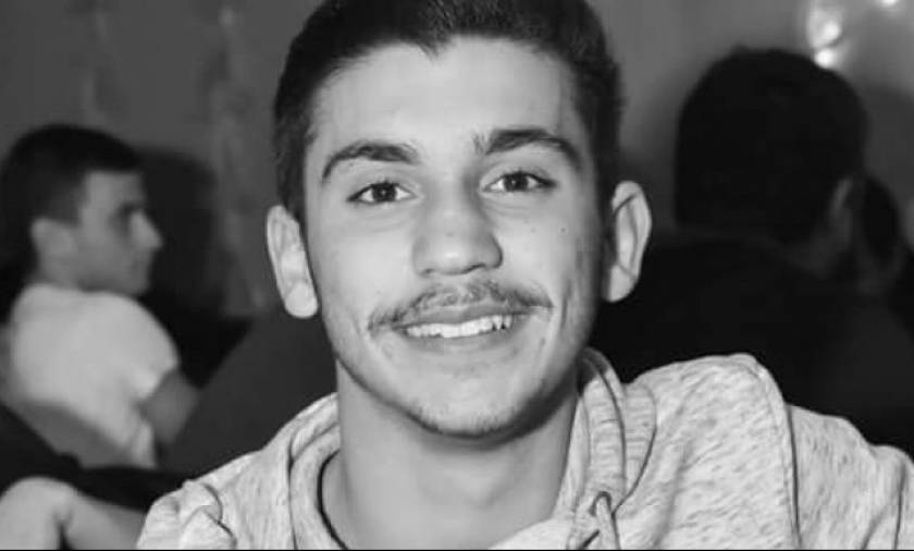 Ηράκλειο: «Βουβός» πόνος για το θάνατο του 19χρονου
