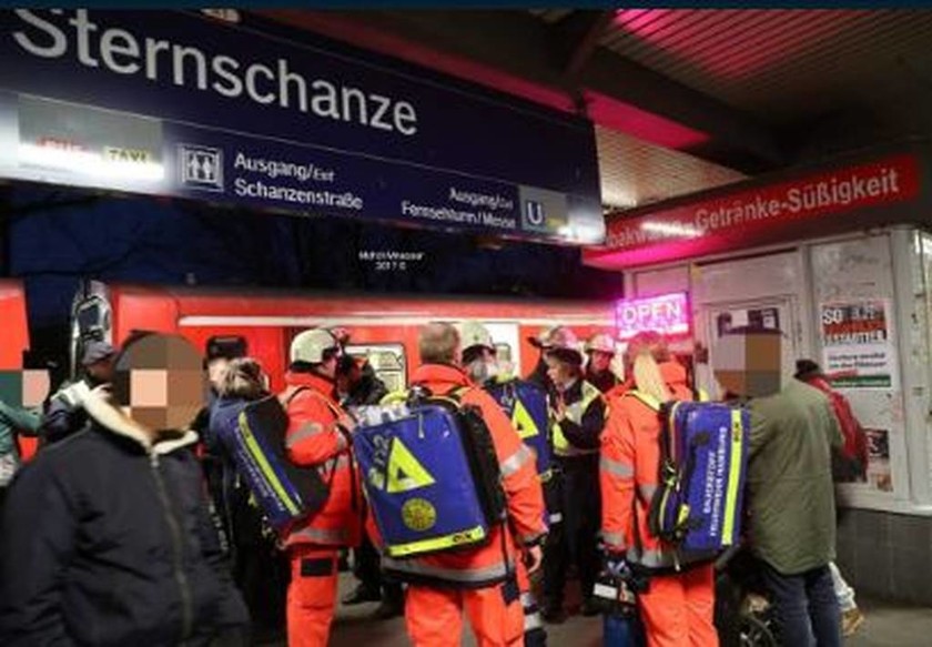 Συναγερμός στη Γερμανία: Επίθεση με αέριο σε σταθμό τρένων στο Αμβούργο (pics)