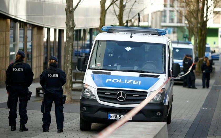 Συναγερμός στη Γερμανία για τρομοκρατική επίθεση σήμερα σε εμπορικό κέντρο 