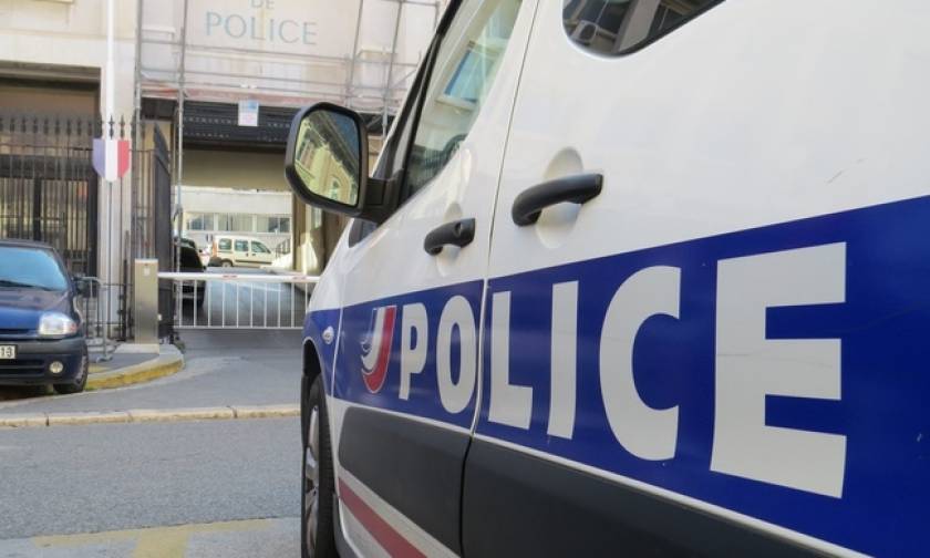 Γαλλία: Ξυλοκόπησαν άγρια γυναίκα αστυνομικό στη Μασσαλία για ένα αλκοτέστ
