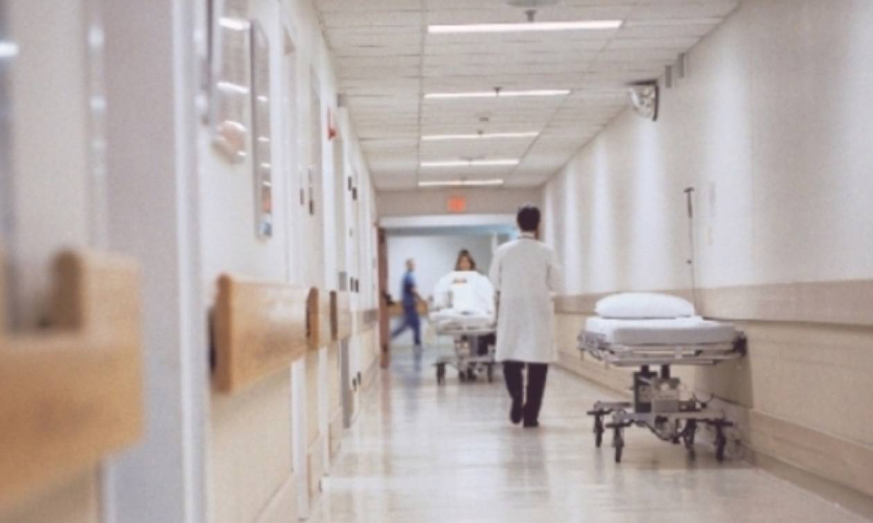 Διοίκηση νοσοκομείου «Ελπίς»: Φήμες ότι υποχώρησε η κουπαστή της σκάλας