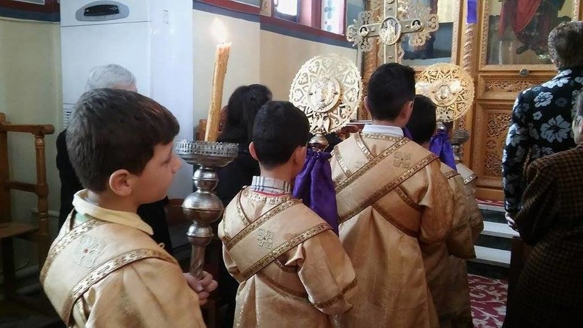 Τα παιδιά της Ευξείνου Λέσχης Χαρίεσσας τίμησαν τον Άγιο Γρηγόριο Παλαμά 