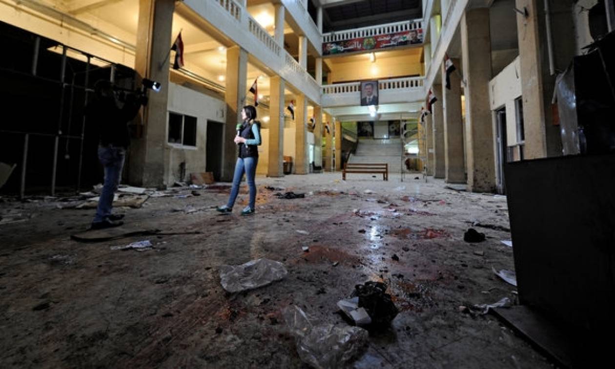 «Πνίγηκε» στο αίμα ξανά η Δαμασκός: Δεκάδες νεκροί από δύο βομβιστικές επιθέσεις (vid+pics)