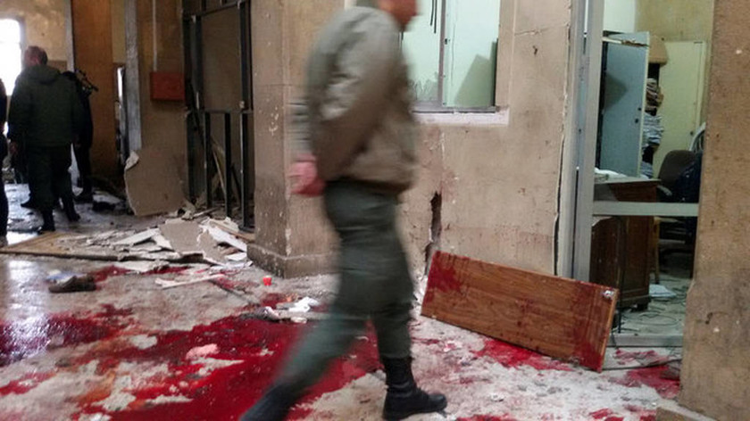 «Πνίγηκε» στο αίμα ξανά η Δαμασκός: Δεκάδες νεκροί από δύο βομβιστικές επιθέσεις (vid+pics)