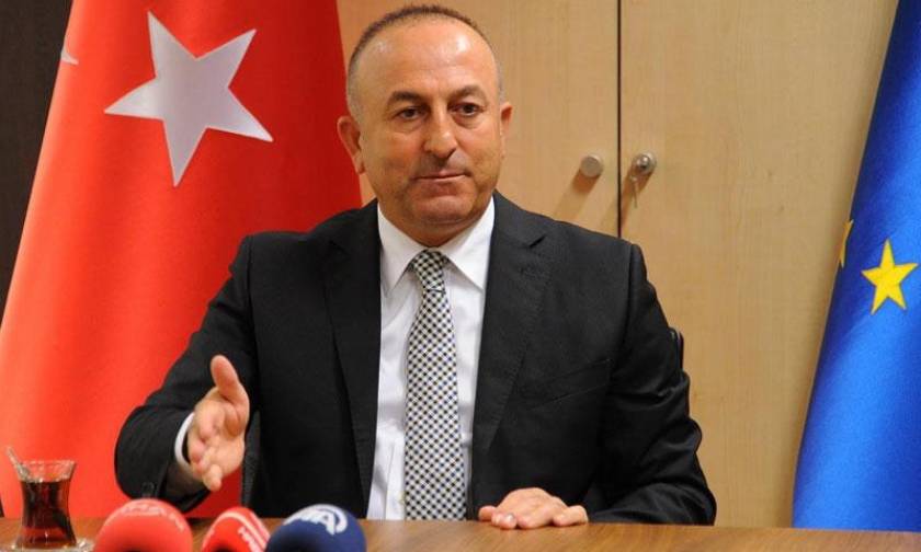 Επιμένει ο Τσαβούσογλου: Η Τουρκία μπορεί να ακυρώσει την συμφωνία για το προσφυγικό