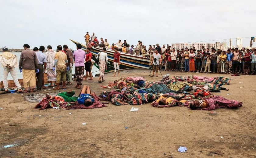 Φωτογραφίες σοκ από την Υεμένη: Εκτέλεσαν δεκάδες πρόσφυγες εν πλω!