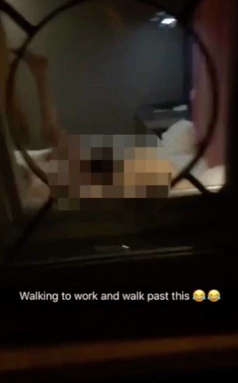 Ακατάλληλο βίντεο: Ζευγάρι κάνει σεξ σε ανοικτό παράθυρο δίπλα στο δρόμο