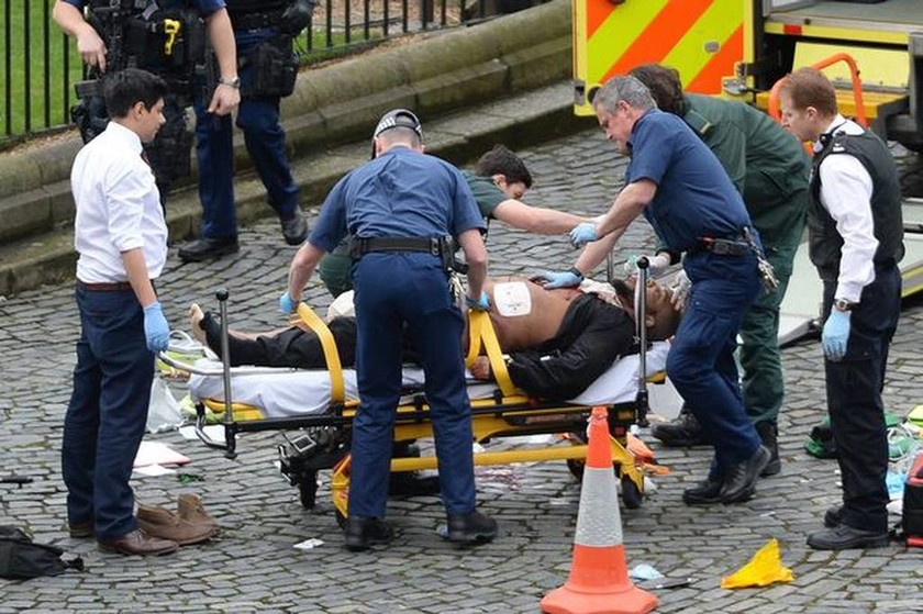 Τρομοκρατική επίθεση Λονδίνο: Αυτός είναι ο δράστης (pics)