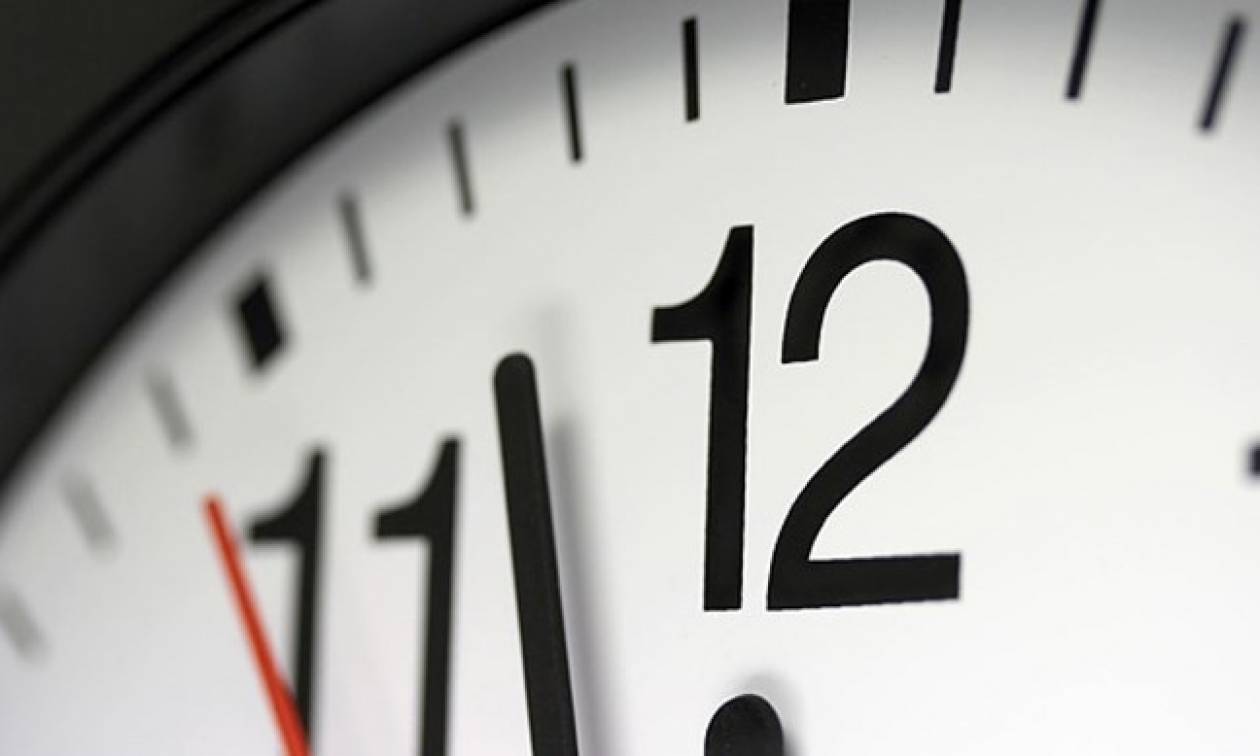 Πότε αλλάζει η ώρα - Γιατί γυρίζουμε τα ρολόγια μία ώρα μπροστά