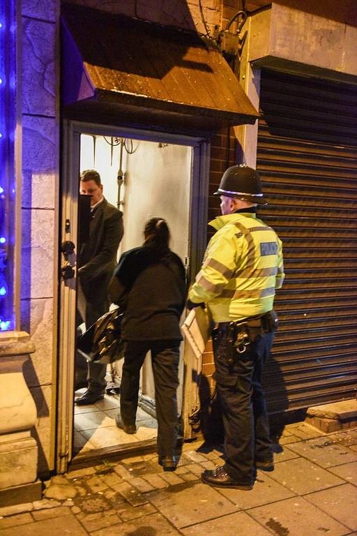EKTAKTO: Επίθεση Λονδίνο: Επιδρομή και συλλήψεις σε κατοικία στο Μπέρμιγχαμ (Pics)