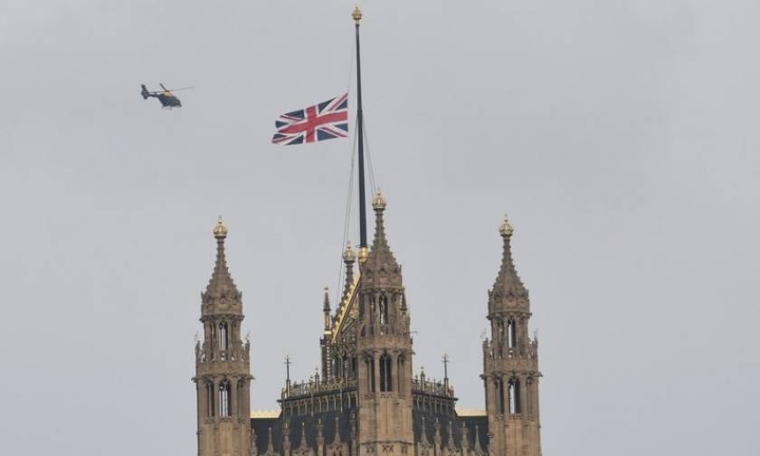 Πένθος στη Βρετανία - Πέντε οι νεκροί από την τρομοκρατική επίθεση στο Λονδίνο