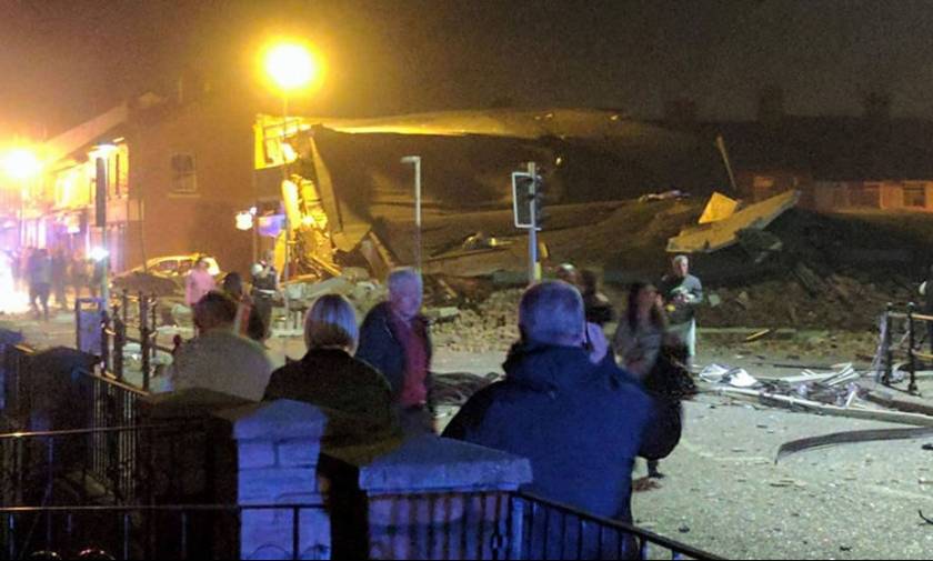 Βρετανία: Κατέρρευσαν κτήρια από ισχυρή έκρηξη - Δεκάδες τραυματίες (pics+vid)