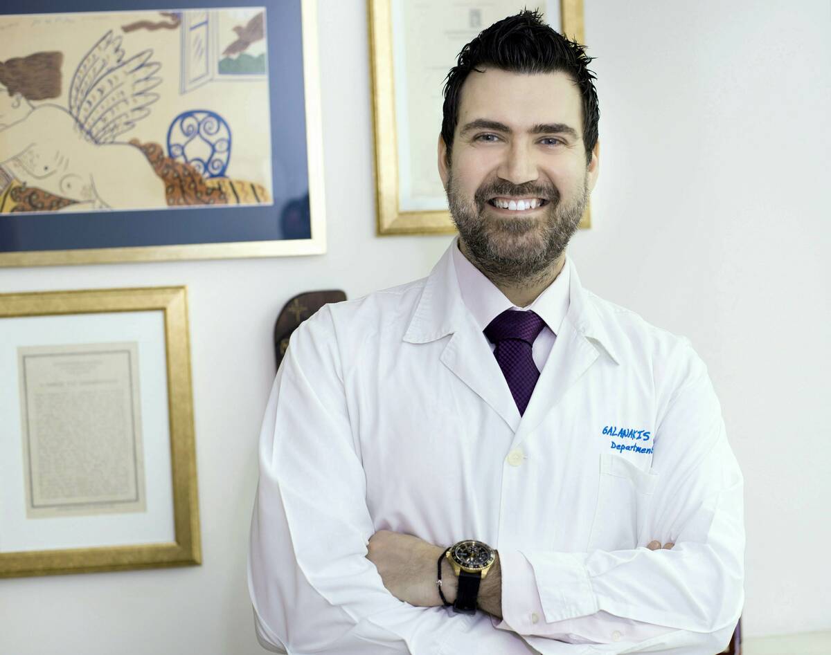 Dr Galanakis