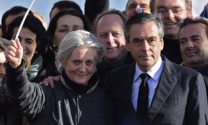 Γαλλία: Οι εισαγγελείς ξεκίνησαν επίσημη έρευνα για τη σύζυγο του Φρανσουά Φιγιόν