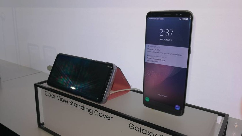 H Samsung αλλάζει τα δεδομένα με το Galaxy S8 (pics)