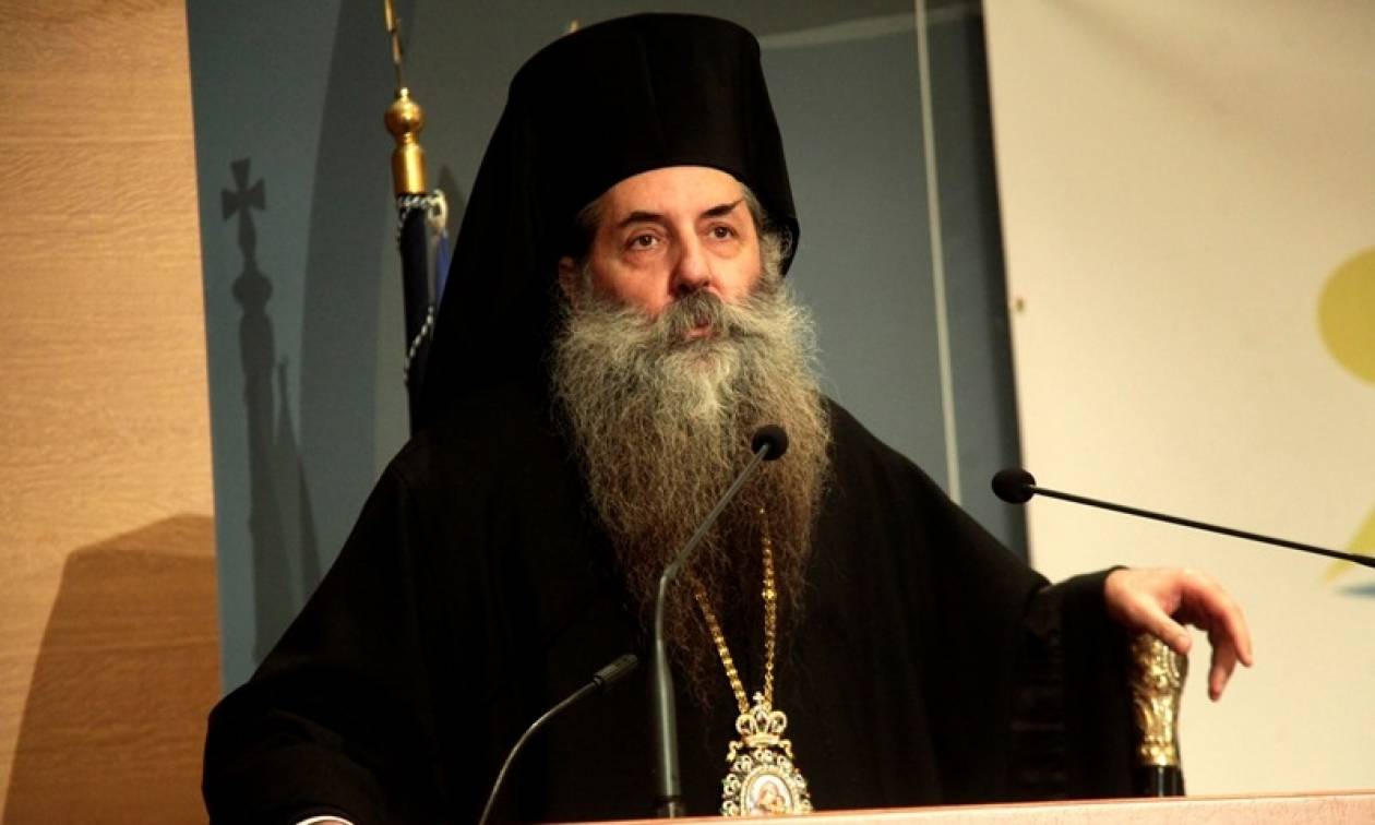 «Aπασφαλίζει» ο Πειραιώς: Άρθρο καταπέλτης του Σεραφείμ για το χωρισμό Κράτους – Εκκλησίας