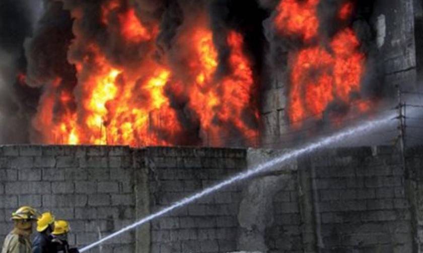 Πυρκαγιά σε εργοστάσιο ξυλείας στο Νέο Κόσμο