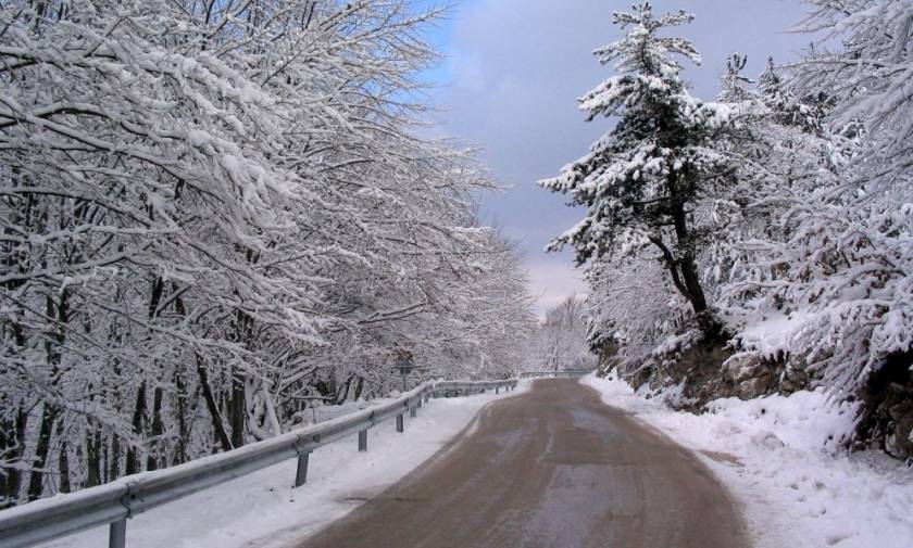 Καιρός – Απίστευτο: Δείτε ποια περιοχή της Ελλάδας «ξύπνησε» σήμερα με χιόνια