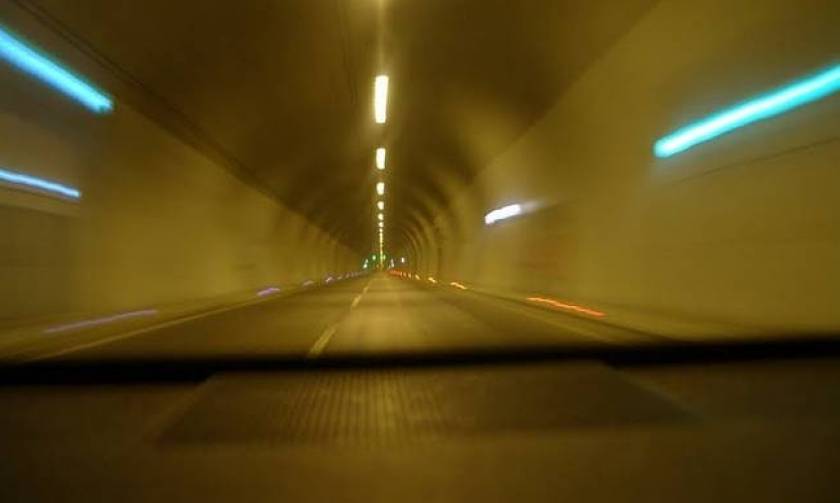 Six vehicle pile-up in Egnatia highway tunnel