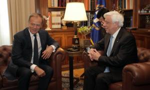 Ηχηρό μήνυμα Παυλόπουλου σε Τουσκ: Οι Έλληνες δεν διανοούμεθα την πορεία μας στο μέλλον εκτός ΕΕ